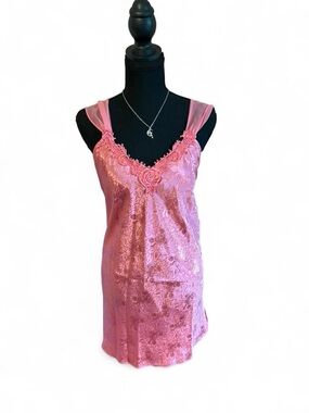 Vintage California Miss Women's Pink Lace-Trim Satin Chemise, Size Large